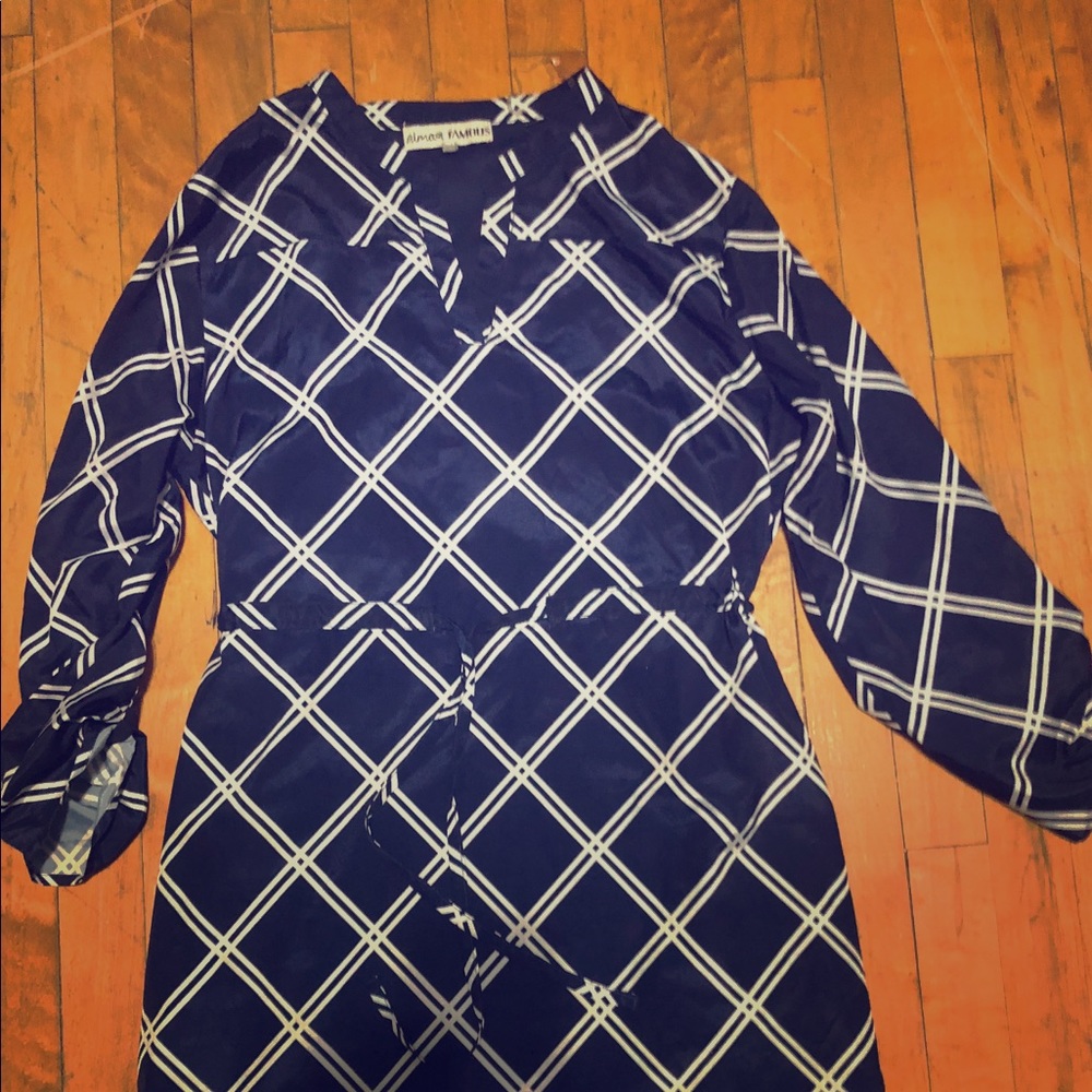 ALMOST FAMOUS navy Blue & white dress